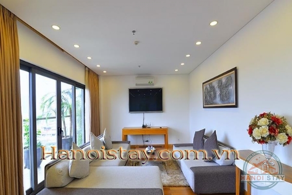 Cho thuê căn hộ Duplex Penthouse Tây Hồ với ban công