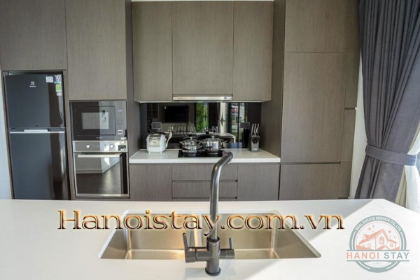 Cho thuê căn hộ cao cấp view Hồ Tây, mở cửa là đắm chìm vào không gian xanh mát 6