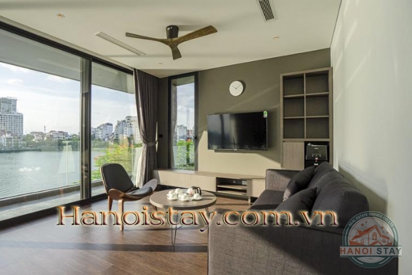 Cho thuê căn hộ cao cấp view Hồ Tây, mở cửa là đắm chìm vào không gian xanh mát 36