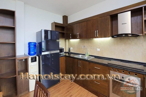 Cho thuê Căn hộ 2 phòng ngủ view hồ, đầy đủ tiện nghi KV Quảng Khánh, Tây Hồ 10