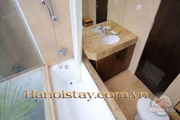 Cho thuê Căn hộ 2 phòng ngủ view hồ, đầy đủ tiện nghi KV Quảng Khánh, Tây Hồ 16
