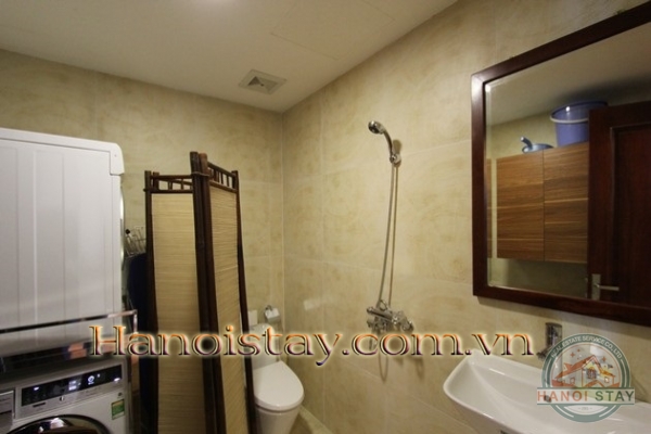 Cho thuê căn hộ dịch vụ cao cấp 3PN view hồ tây lãng mạn kv Xuân Diệu, Tây hồ với ban công lớn 3