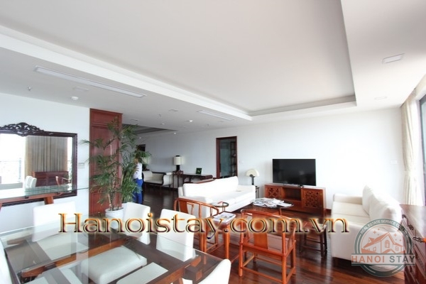 Cho thuê căn hộ dịch vụ cao cấp 3PN view hồ tây lãng mạn kv Xuân Diệu, Tây hồ với ban công lớn 4