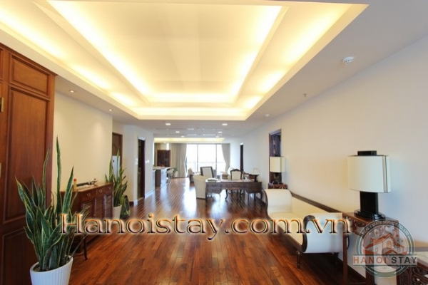 Cho thuê căn hộ dịch vụ cao cấp 3PN view hồ tây lãng mạn kv Xuân Diệu, Tây hồ với ban công lớn 6