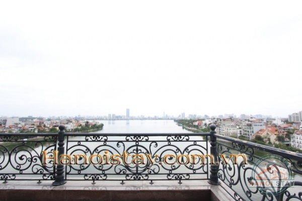 Cho thuê căn hộ dịch vụ cao cấp 3PN view hồ tây lãng mạn kv Xuân Diệu, Tây hồ với ban công lớn 19