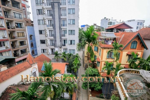 Cho thuê Căn hộ dịch vụ Hà Nội hoàn hảo cho người độc thân với ban công rộng 7