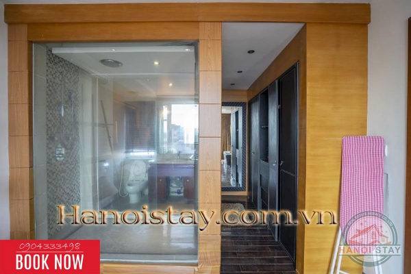 Cho thuê căn hộ cao cấp view Hồ Tây với ban công hiếm có ngắm cảnh hoàng hôn 15