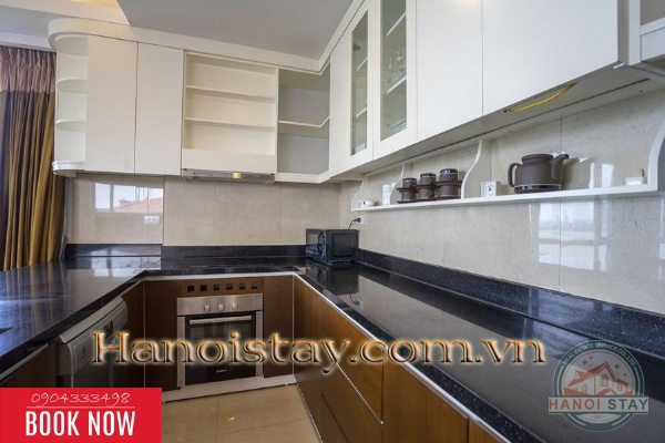 Cho thuê căn hộ Tây Hồ, sang, xịn, tiện nghi, với 3 PN cùng view hồ Tây đắt giá 13