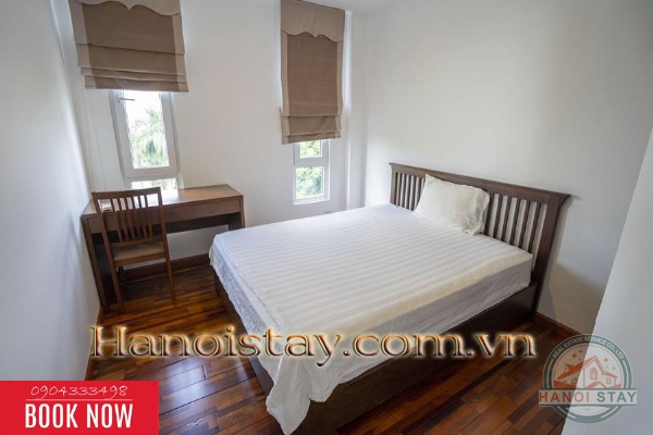 Cho thuê căn hộ Tây Hồ, sang, xịn, tiện nghi, với 3 PN cùng view hồ Tây đắt giá 26