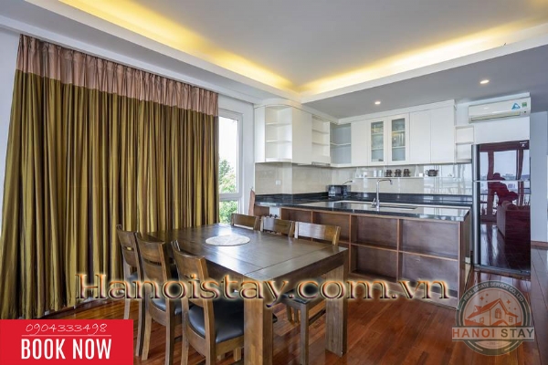 Cho thuê căn hộ Tây Hồ, sang, xịn, tiện nghi, với 3 PN cùng view hồ Tây đắt giá 28
