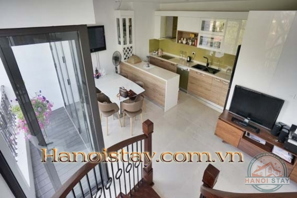 Cho thuê Căn hộ Penthouse View Hồ Tây hiện đại và đem lại sự thoải mái nhất 3