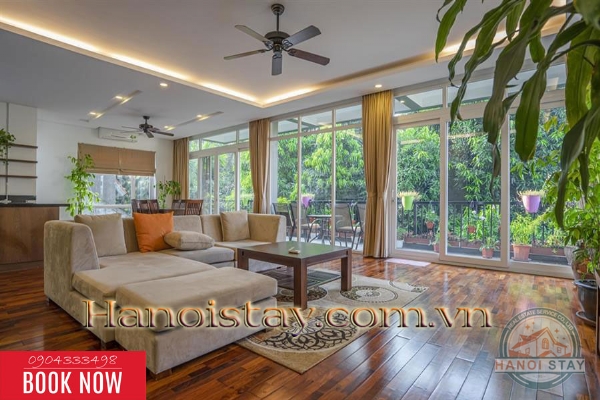 Cho thuê căn hộ dịch vụ 4 phòng ngủ gần Tô Ngọc Vân, Tây Hồ, không gian yên tĩnh trong lành 2