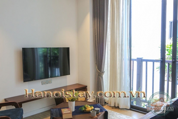 Cho thuê căn hộ dịch vụ 2PN Hoàn Kiếm với gam màu trầm sang trọng 22