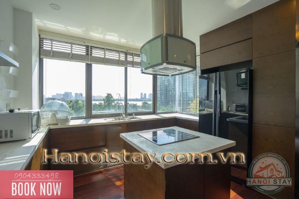 Cho thuê căn hộ 4PN Siêu Rộng view Hồ tây tại Tây Hồ 10