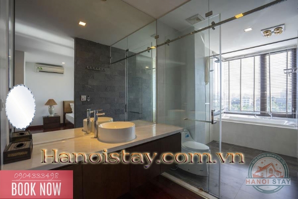 Cho thuê căn hộ 4PN Siêu Rộng view Hồ tây tại Tây Hồ 30