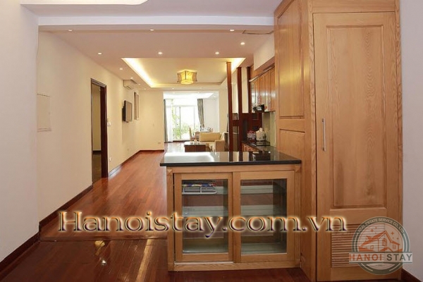 Cho thuê căn hộ 3 phòng ngủ view hồ tây 5