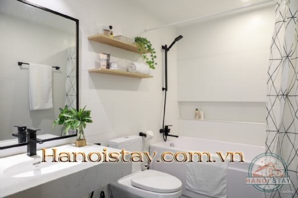 Cho thuê căn hộ dịch vụ cao cấp với 1 phòng ngủ gần văn miếu Quốc Tử Giám 1