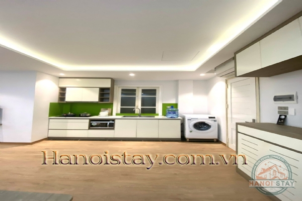 Căn hộ dich vụ 1 phòng ngủ tại Trúc Bạch cho thuê giá rẻ, full nội thất 12