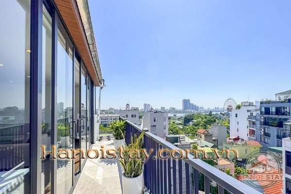 Cho thuê căn hộ dich vụ 2 phòng ngủ view siêu đẹp tại trung tâm quận Hồ Tây 4
