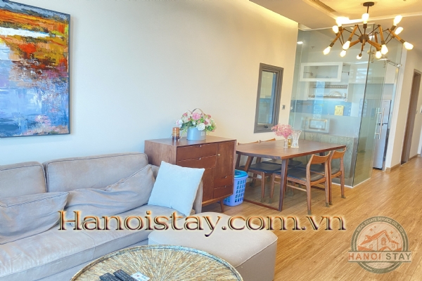 Căn hộ 2 phòng ngủ, tầng cao siêu đẹp cho thuê tại Vinhome Metropolis 11
