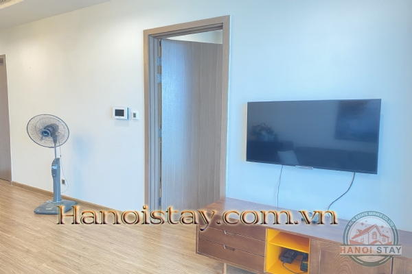 Căn hộ 2 phòng ngủ, tầng cao siêu đẹp cho thuê tại Vinhome Metropolis 12