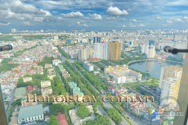Căn hộ 2 phòng ngủ, tầng cao siêu đẹp cho thuê tại Vinhome Metropolis 15