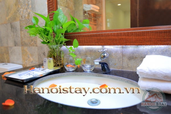 Căn hộ dịch vụ tầng 10 tại quận Cầu Giấy cho thuê chuyên nghiệp, vào ở được luôn 3