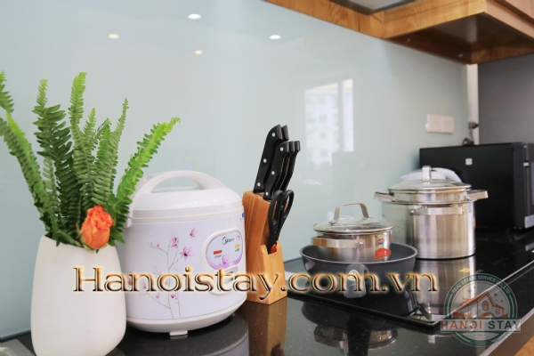 Căn hộ dịch vụ tầng 10 tại quận Cầu Giấy cho thuê chuyên nghiệp, vào ở được luôn 4