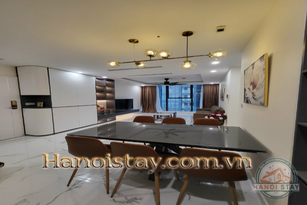 Cho thuê căn hộ 3 phòng ngủ Vinhomes Skylake, đây là căn góc, tầng cao 8