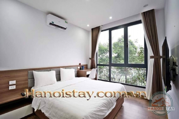 Chuyển nhượng toà nhà căn hộ dịch vụ 7 tầng, sổ đỏ chính chủ ở đường Tây Hồ, Hà Nội 1