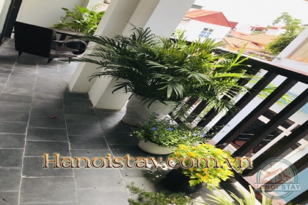 Cho thuê căn hộ dịch vụ có ban công tại khu vực Nguyễn Văn Cừ, quận Long Biên 3