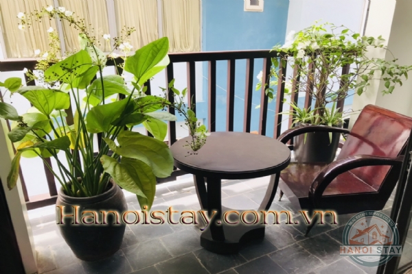 Cho thuê căn hộ dịch vụ có ban công tại khu vực Nguyễn Văn Cừ, quận Long Biên 9