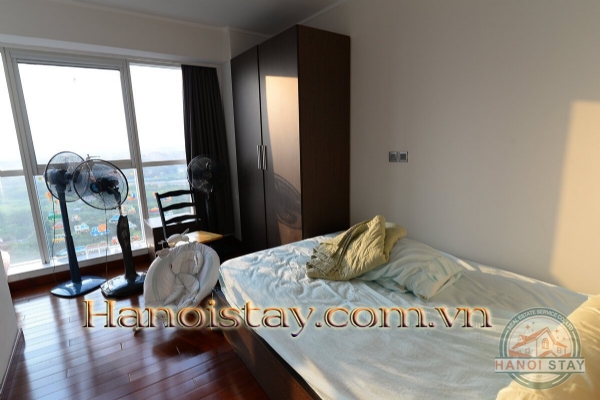 Bán gấp căn hộ 3 phòng ngủ Ciputra, Tây Hồ gần hồ, gần sân Golf 24