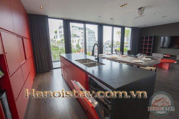 HOT!!! Căn hộ dịch vụ cao cấp cho thuê tại trung tâm quận Tây Hồ, ban công lớn, view đẹp 24