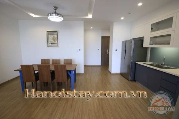 Căn hộ chính chủ tại VInhome Metropolis 3 phòng ngủ, tầng 27,view hồ cho thuê 15