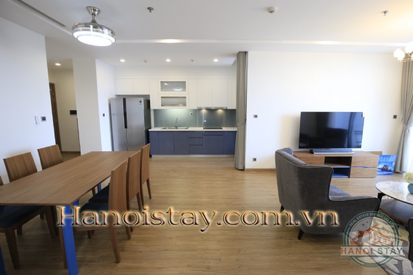 Căn hộ chính chủ tại VInhome Metropolis 3 phòng ngủ, tầng 27,view hồ cho thuê 23