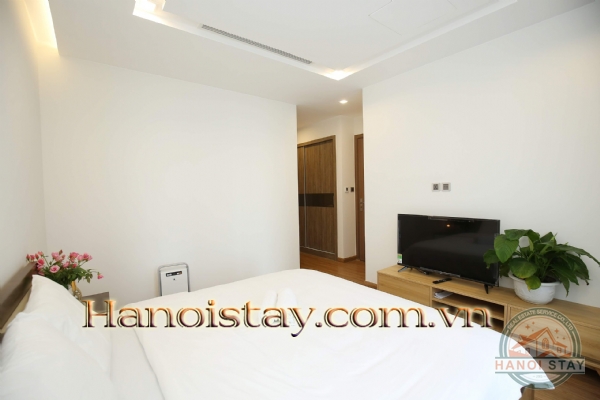 Căn hộ chính chủ Vinhome Metropolis với 3 phòng ngủ cao cấp cho thuê dài hạn 7