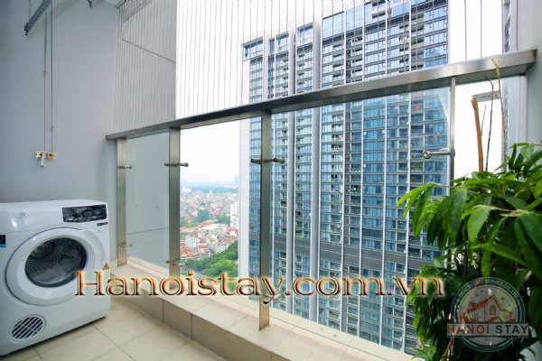 Căn hộ chính chủ Vinhome Metropolis với 3 phòng ngủ cao cấp cho thuê dài hạn 15