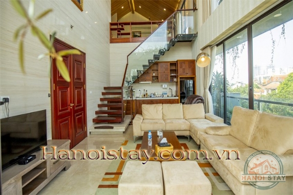 Căn hộ cao cấp với 2 phòng ngủ, view hồ Tây cho thuê ngắn hạn hoặc dài hạn 24