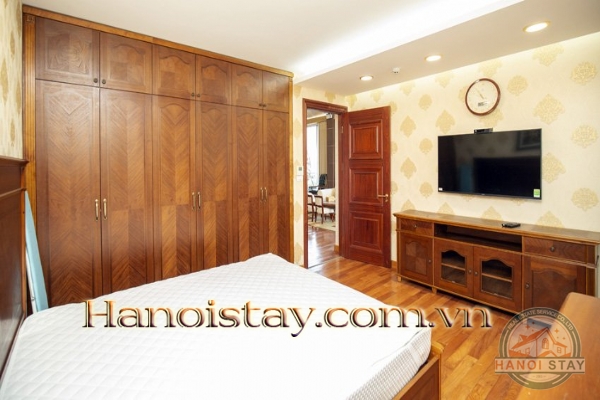 Căn hộ cao cấp với 2 phòng ngủ, view hồ Tây cho thuê ngắn hạn hoặc dài hạn 26