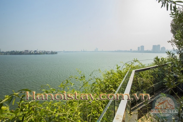 Căn hộ cao cấp với 2 phòng ngủ, view hồ Tây cho thuê ngắn hạn hoặc dài hạn 27