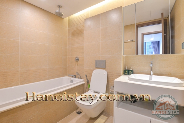 Cho thuê căn hộ chính chủ thuộc chung cư cao cấp Vinhome Metropolis, giá chỉ 1200$ 1