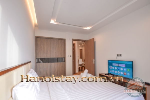 Cho thuê căn hộ chính chủ thuộc chung cư cao cấp Vinhome Metropolis, giá chỉ 1200$ 4
