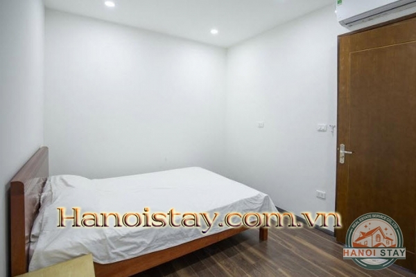 Căn hộ 2 phòng ngủ, nhiều ánh sáng cho thuê tại phố Từ Hoa, quận Tây Hồ 10