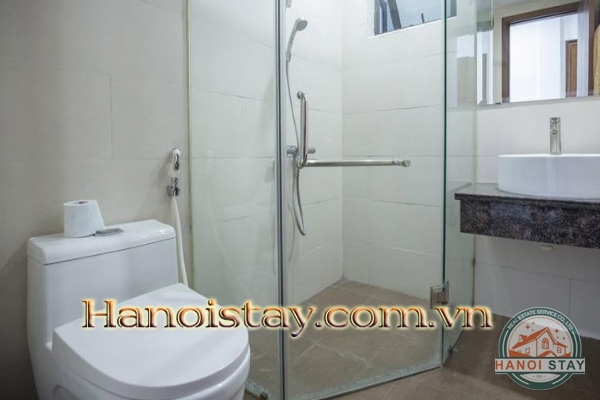 Căn hộ 2 phòng ngủ, nhiều ánh sáng cho thuê tại phố Từ Hoa, quận Tây Hồ 7