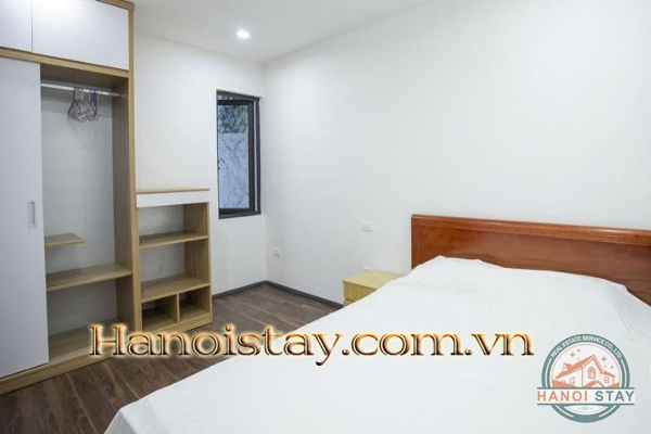 Căn hộ 2 phòng ngủ, nhiều ánh sáng cho thuê tại phố Từ Hoa, quận Tây Hồ 9