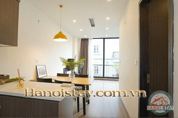 Căn hộ dịch vụ 2 phòng ngủ khu vực Quảng Khánh, Tây Hồ cho thuê, thiết kế đẹp, giá tốt 5