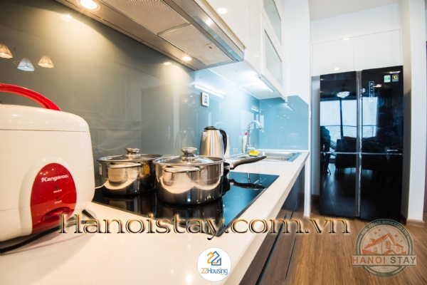Cho thuê căn hộ 2 phòng ngủ tại Vinhome Metropolis, tầng cao, view trực diện Hồ Tây 23