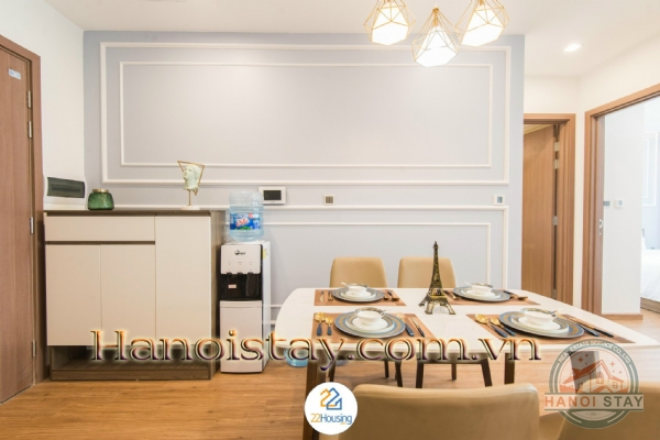 Cho thuê căn hộ 2 phòng ngủ tại Vinhome Metropolis, tầng cao, view trực diện Hồ Tây 4