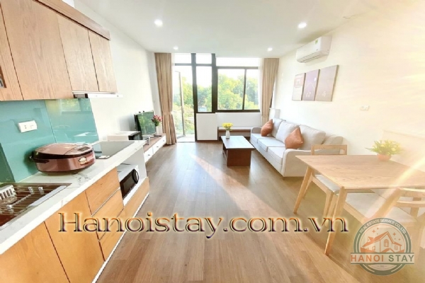 Cho thuê căn hộ dịch vụ 1 phòng ngủ nhiều ánh sáng tự nhiên tại phố Đào Tấn, Ba Đình 9